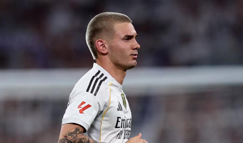 开云体育-阿斯：阿隆索考虑让马斯坦托诺在对阵皇家奥耶维多时首发