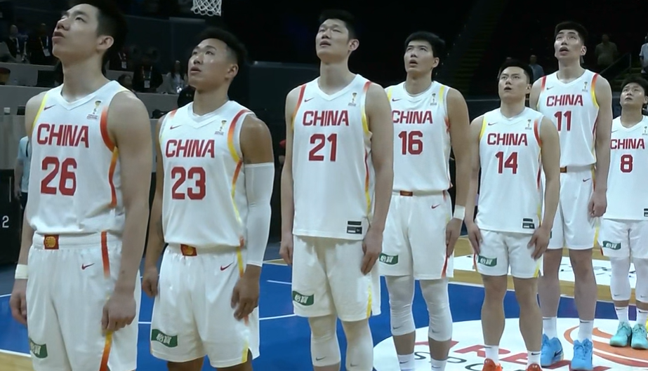 开云在线-中国男篮翻盘仅一夜 传来一喜讯!7月集齐最强阵容 郭士强如何选